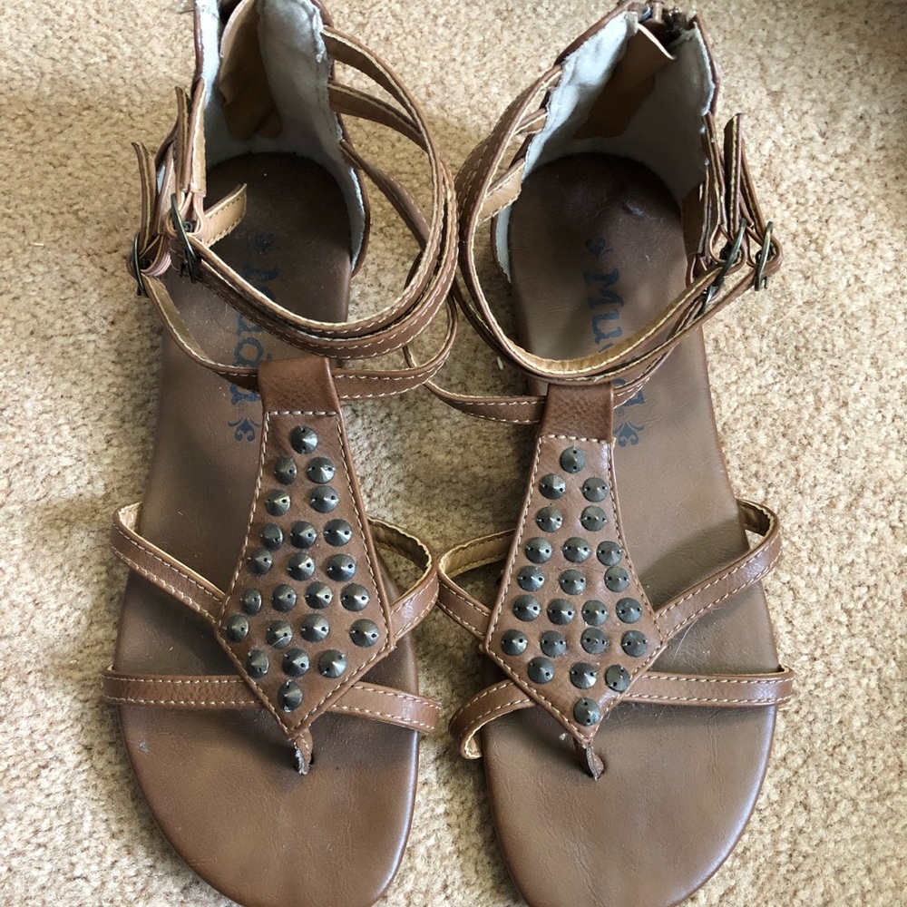 MUDD sandals